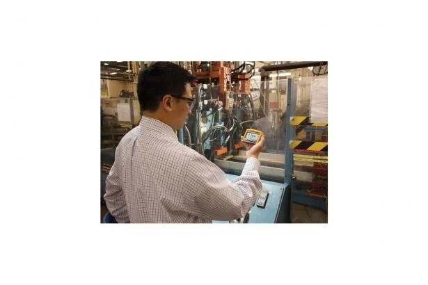 Fluke 233 Remote Display Digital Multimeter